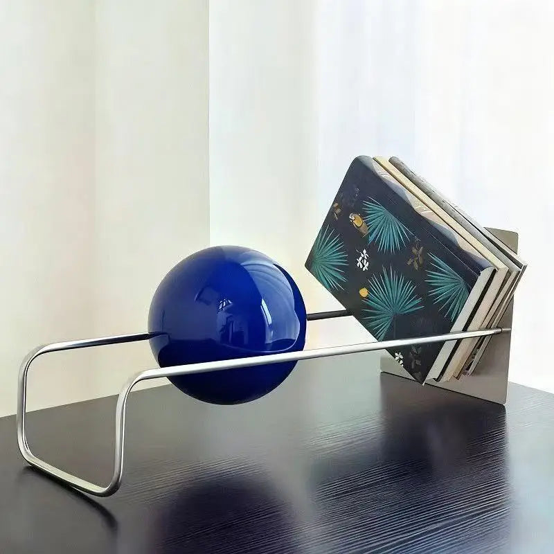 Librero de Escritorio Esférico de Metal