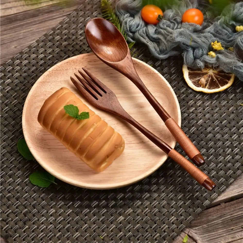Cuchara y Tenedor de Madera Natural Hechos a Mano