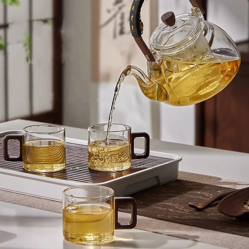 Taza de Té de Vidrio con Asa de Nogal, 120 ml