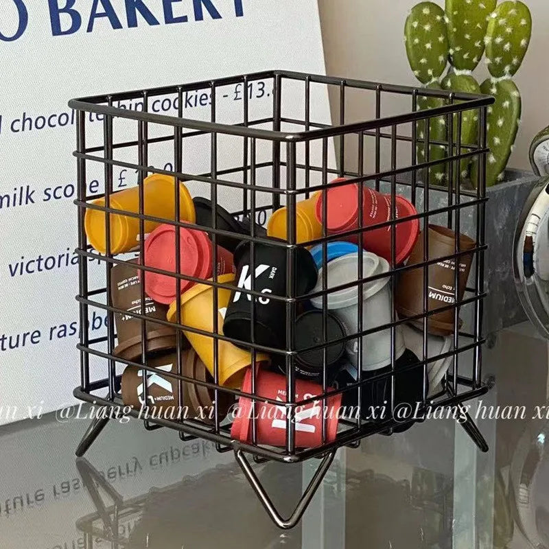 Cesta de Hierro para Escritorio y Cosméticos